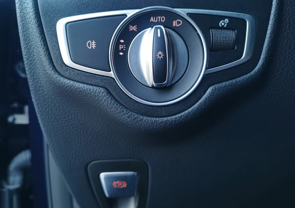 Mercedes-Benz GLC cena 164900 przebieg: 73000, rok produkcji 2018 z Słupsk małe 781